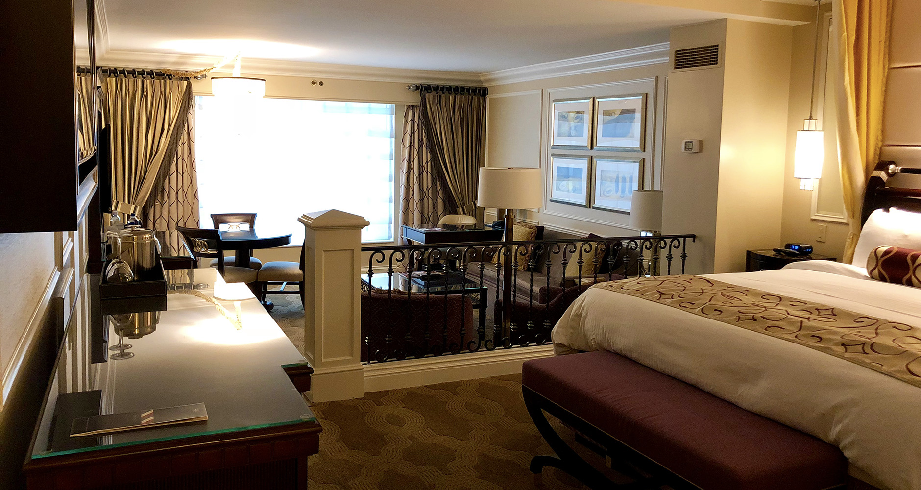 deluxe king suite live casino and hotel