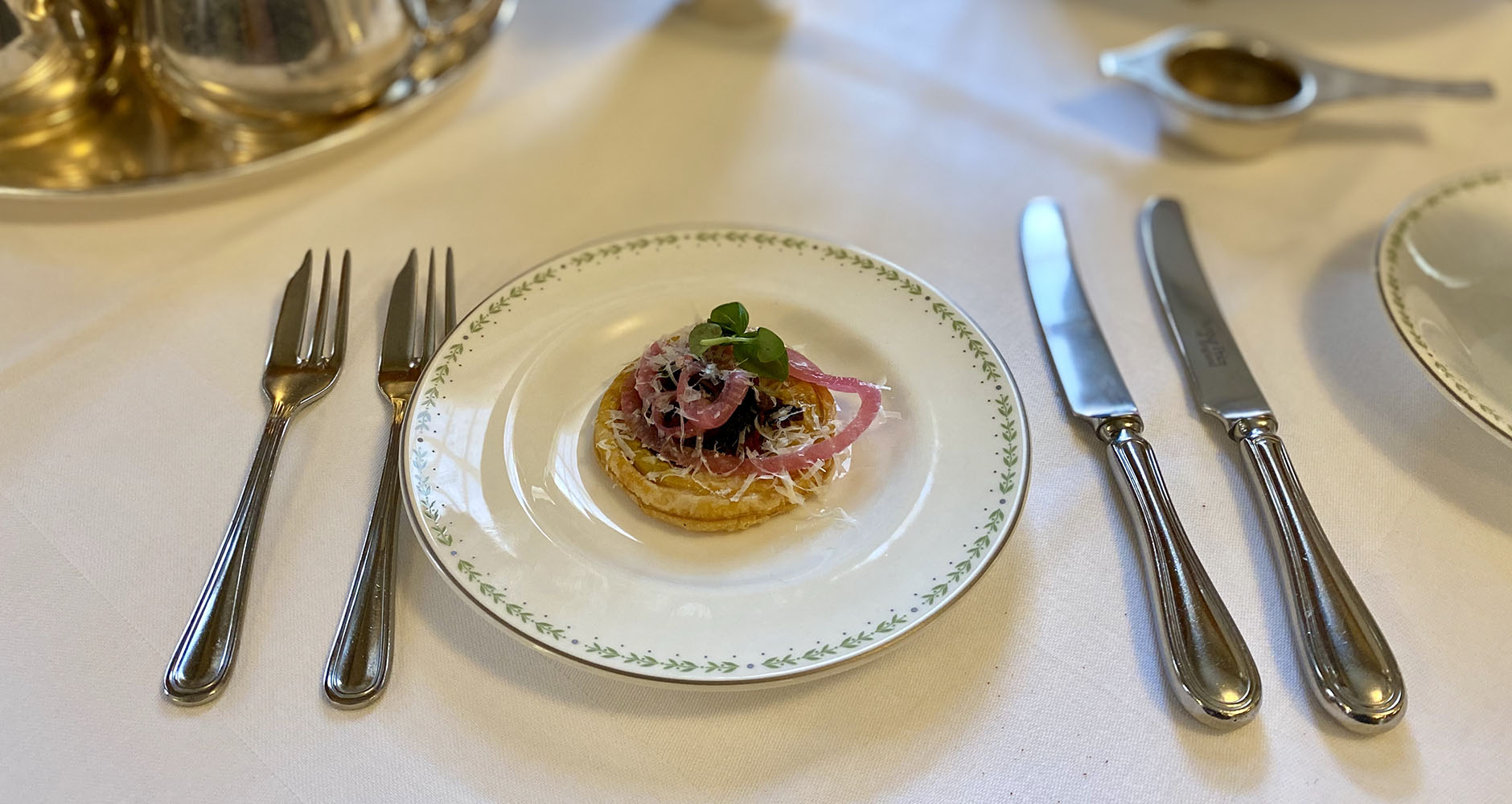 Bettys savoury roasted red pepper and tomato tart